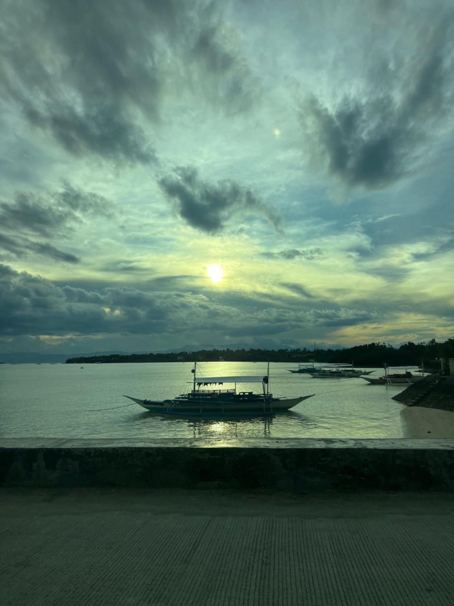 Kabansoy Haven Hotel โมอัลโบอัล ภายนอก รูปภาพ